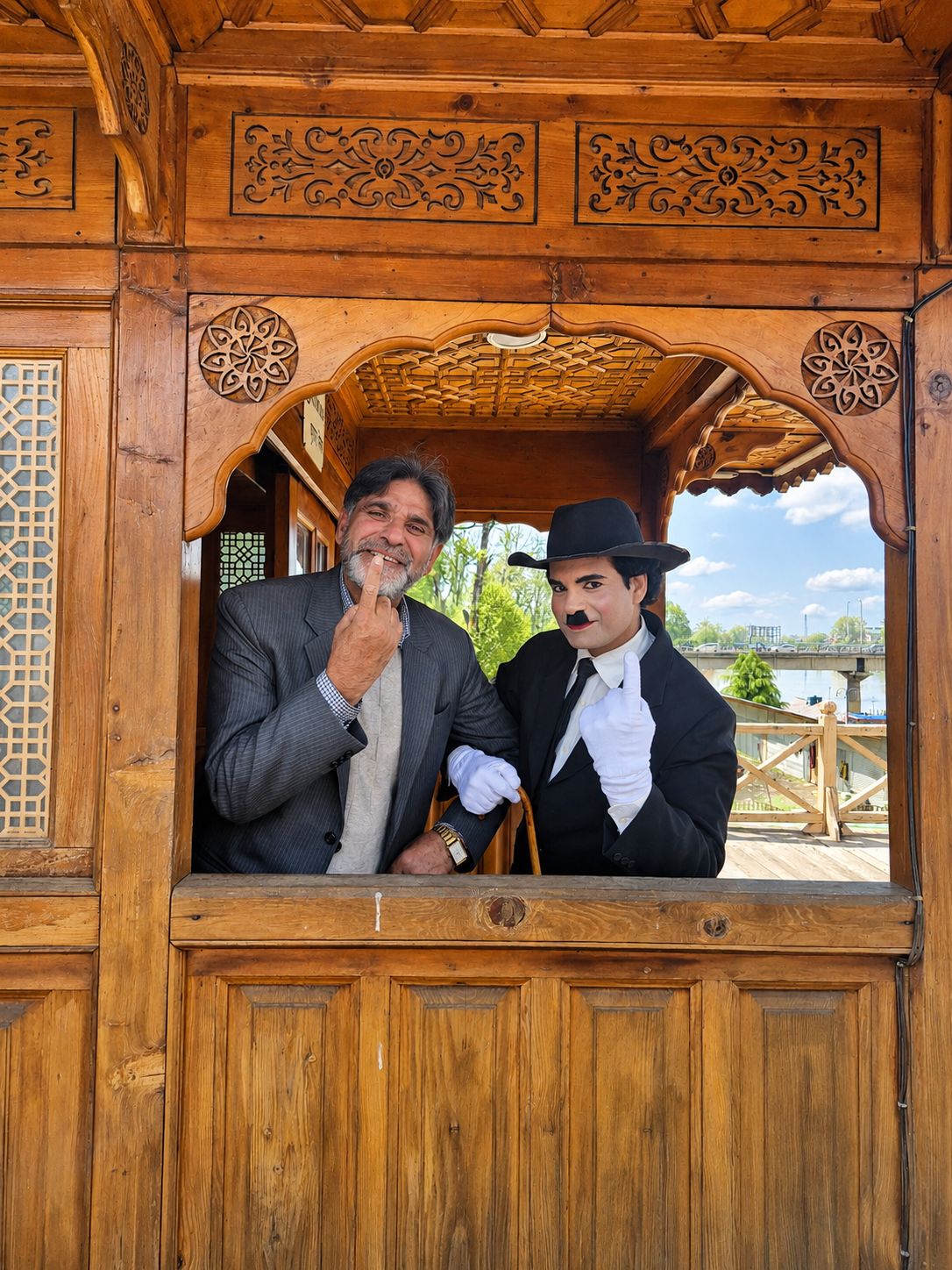 Artists celebrating cinema and theatre heritage on a Kashmiri houseboat